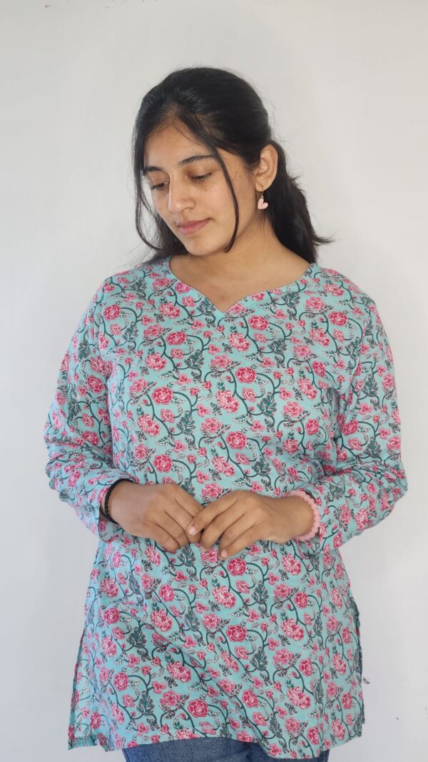Bloomlight short cotton kurti