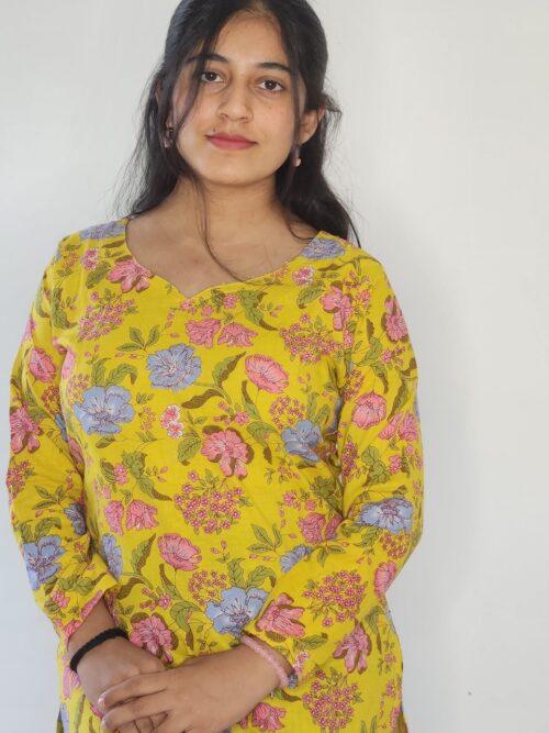 Pitambara - round v neck cotton kurti
